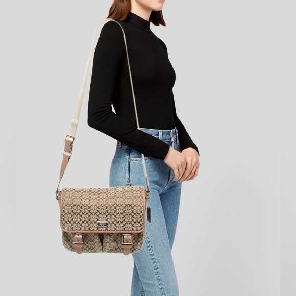 Coach Signature C Jacquard Messenger Satchel Bag F70283 - Picture 2 of 16